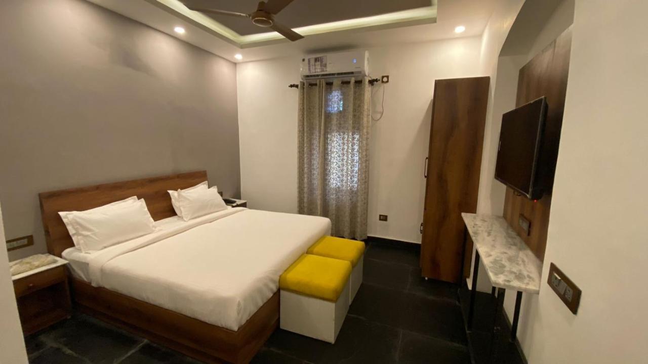 Meeram Ganga, A Heritage Stay By The Ganges At Triveni Ghat Ришикеш Экстерьер фото
