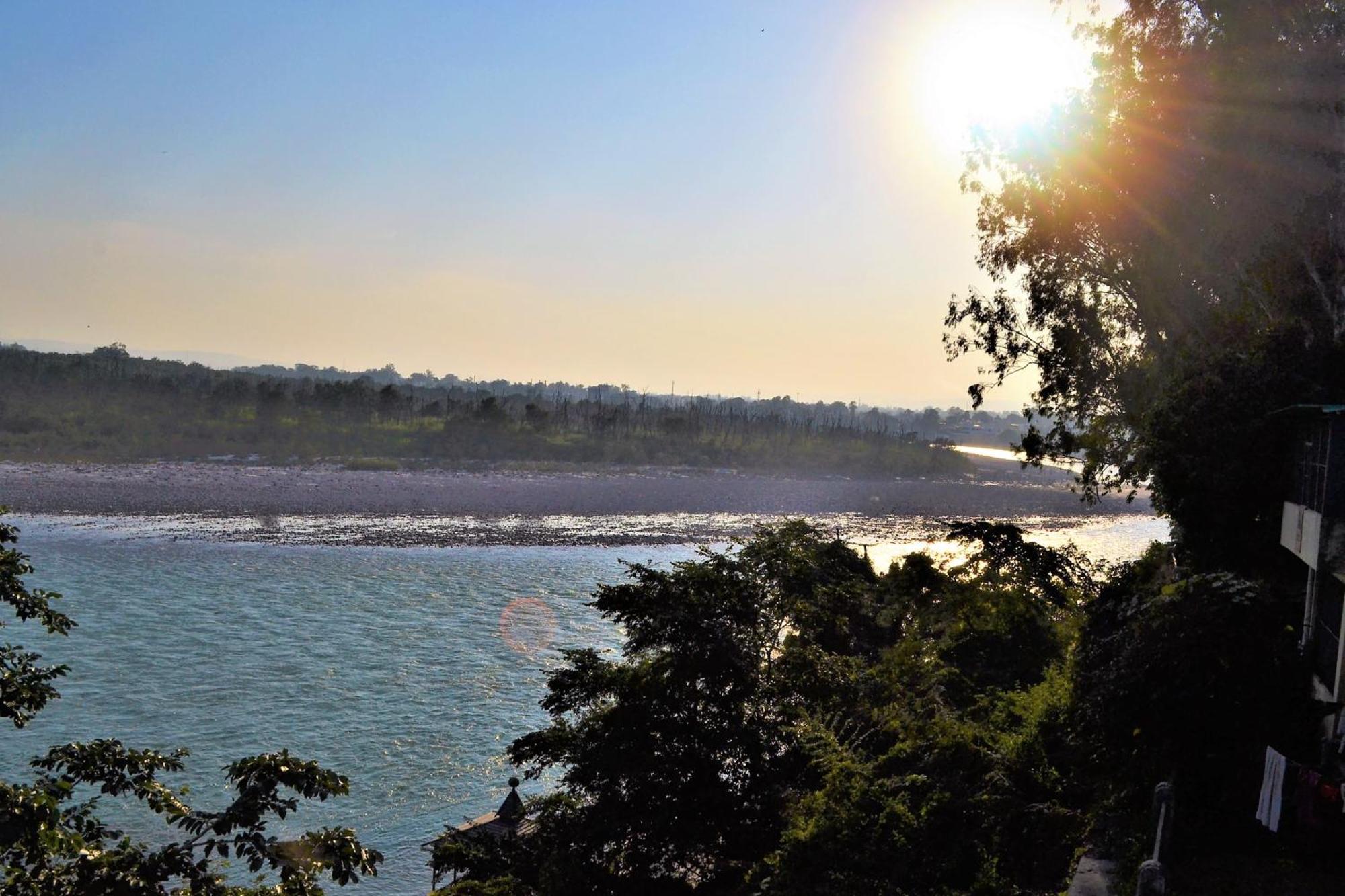 Meeram Ganga, A Heritage Stay By The Ganges At Triveni Ghat Ришикеш Экстерьер фото